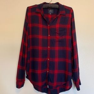 American Eagle Outfitters Plaid Shirt Size Medium